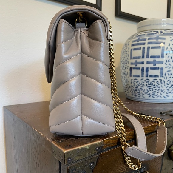 YSL Lou Lou Small Chain Bag - Picture 11 of 13